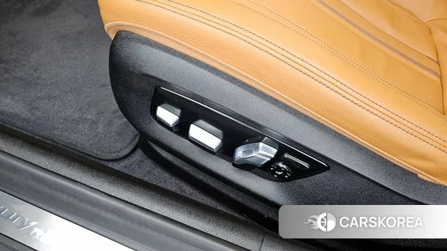 BMW 5 Series (G30) id 4244557 из Кореи 25