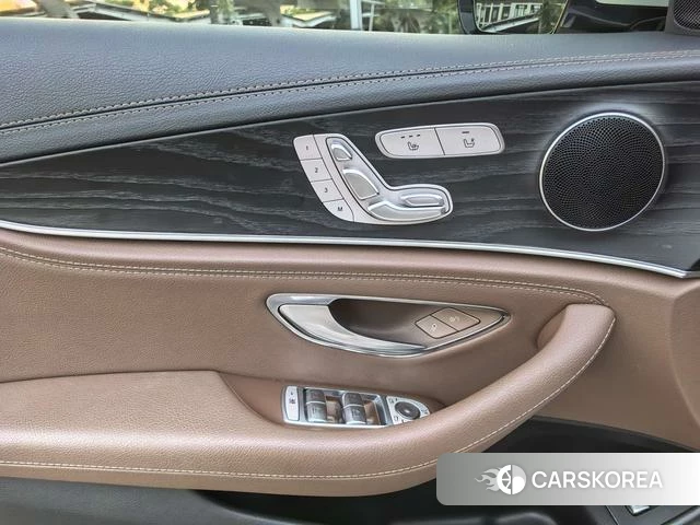 Mercedes-Benz E-class id 4307753 из Китая 25
