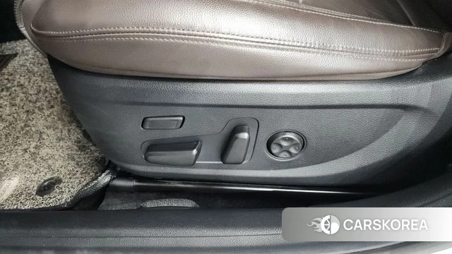 Hyundai The New Grandeur IG id 4632432 из Кореи 25