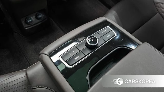 Kia Come New K7 id 4900958 из Кореи 25