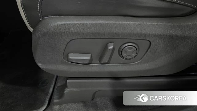 Kia Carnival 4th generation id 4631916 из Кореи 25