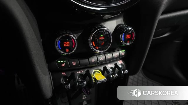 Mini Cooper Electric id 4443241 из Кореи 25