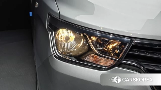 Hyundai The New Grand Starex id 4573537 из Кореи 25