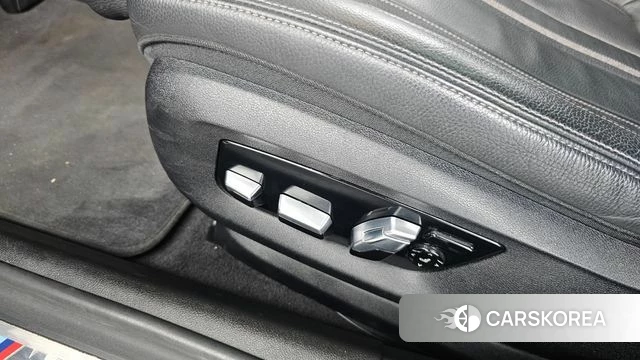 BMW 5 Series (G30) id 4561704 из Кореи 25