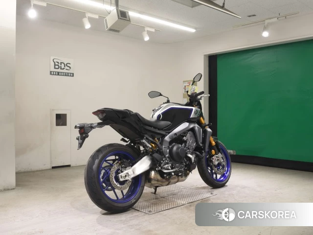 Yamaha MT-09 SP id 3945916 из Японии 25