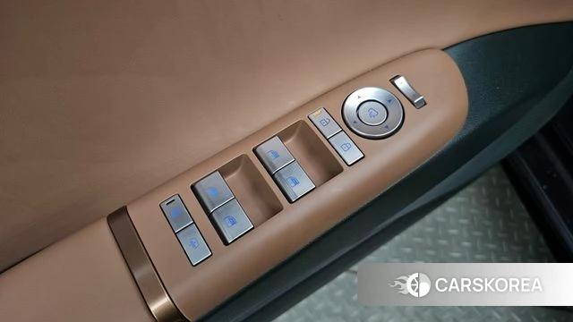 Hyundai Grandeur Hybrid (GN7) id 4548879 из Кореи 25
