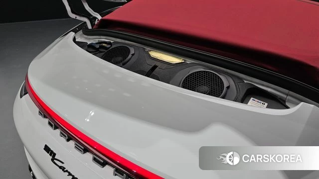 Porsche 911(992) id 4666814 из Кореи 25