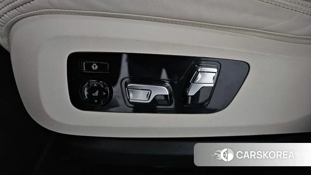 BMW X7 (G07) id 4242788 из Кореи 25