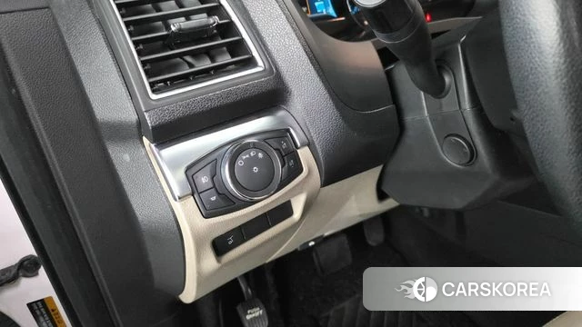Ford Explorer id 4378165 из Кореи 25