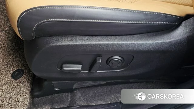 Kia Carnival 4th generation id 4636536 из Кореи 25
