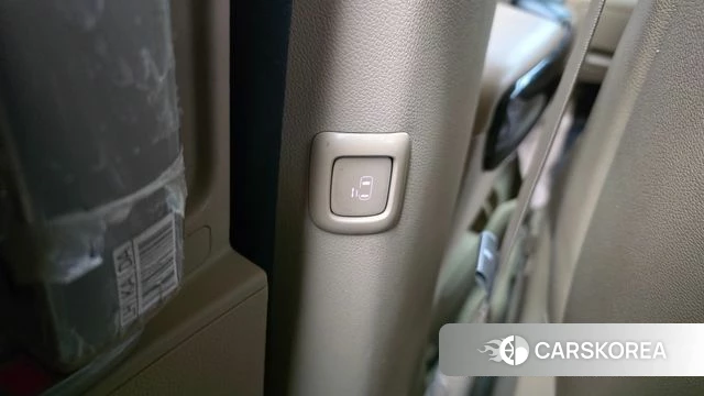 Kia The New Carnival id 4482687 из Кореи 25