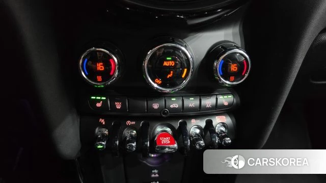 Mini Cooper S id 4740791 из Кореи 25