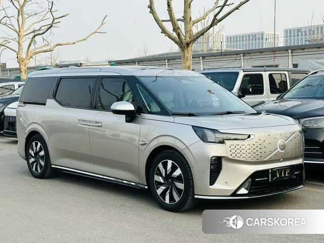 Volvo EM90 id 3968651 из Китая 25