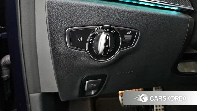 Mercedes-Benz E-Class W213 id 4759828 из Кореи 25