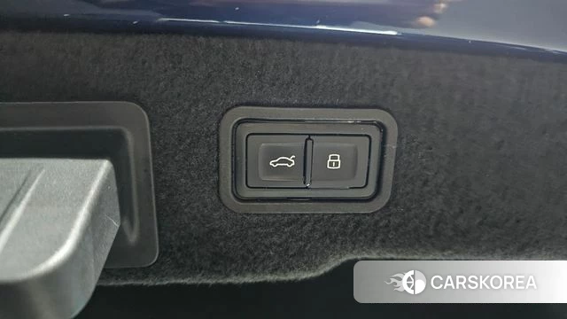 Audi A8 (D5) id 4529645 из Кореи 25