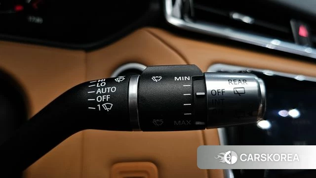 Land Rover Range Rover Velar id 4481331 из Кореи 25