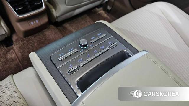 Hyundai Grandeur (GN7) id 4382217 из Кореи 25