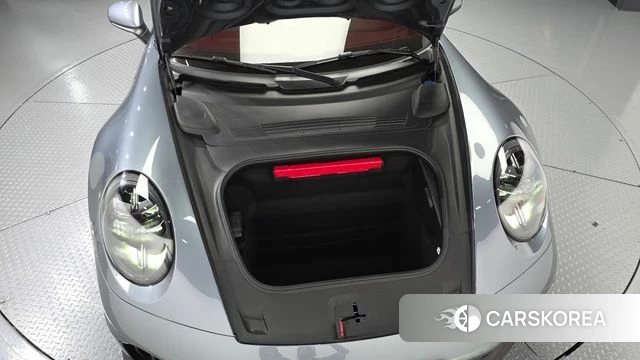 Porsche 911(992) id 4479936 из Кореи 25