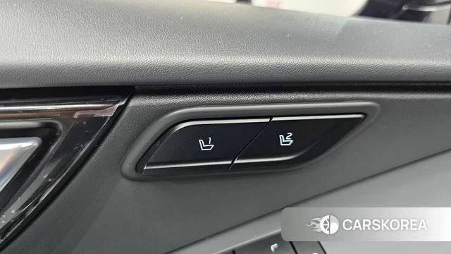 Kia Di Ol Nu Niro id 4415389 из Кореи 25