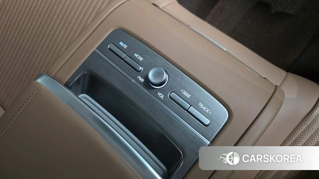 Hyundai Grandeur Hybrid (GN7) id 4488701 из Кореи 25