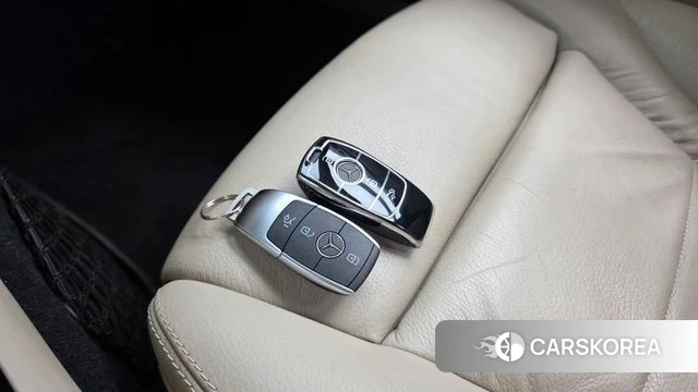 Mercedes-Benz C-Class W205 id 4780219 из Кореи 25