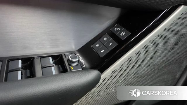 Land Rover Range Rover Velar id 4717129 из Кореи 25