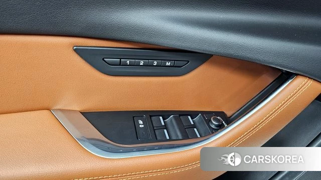 Jaguar XE id 4310122 из Кореи 25