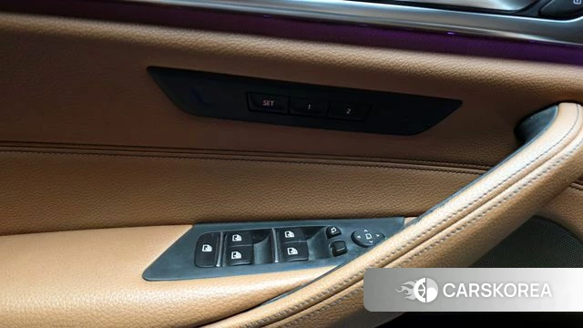BMW 5 Series (G30) id 4385127 из Кореи 25
