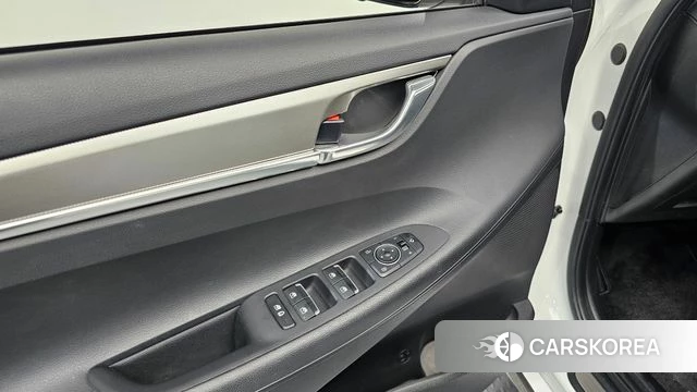 Hyundai The New Grandeur IG Hybrid id 4337935 из Кореи 25