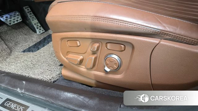 Genesis G90 id 4424602 из Кореи 25
