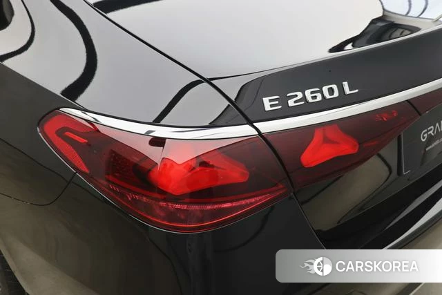 Mercedes-Benz E-class id 3920171 из Китая 25