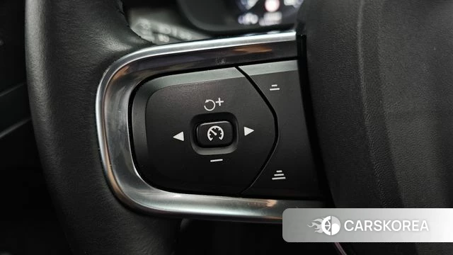 Volvo XC40 id 4881648 из Кореи 25