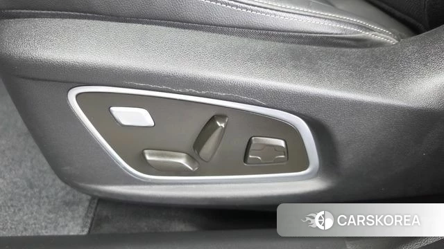 Renault Korea (Samsung) The New QM6 id 4848676 из Кореи 25