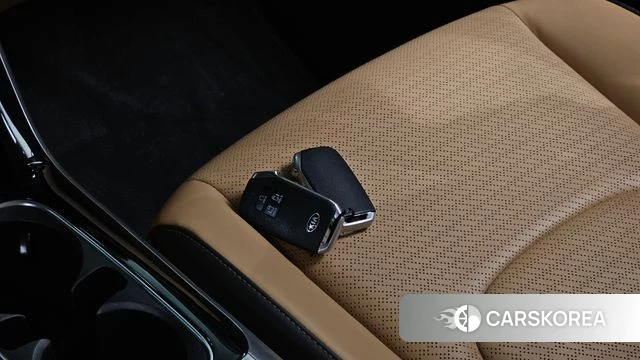 Kia Carnival 4th generation id 4632210 из Кореи 25