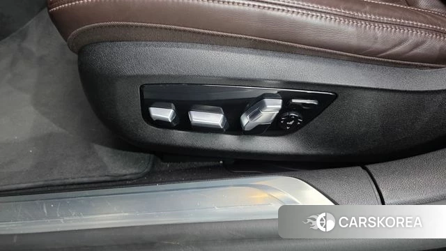 BMW 7 Series (G11) id 4593985 из Кореи 25