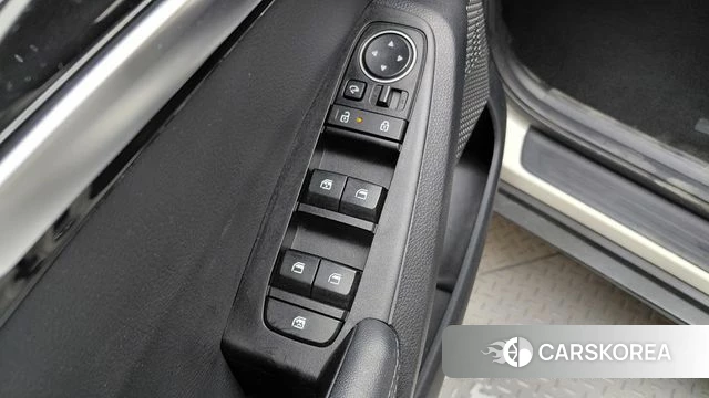 Kia The New Seltos id 4292811 из Кореи 25