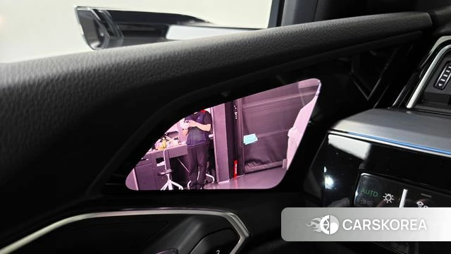 Audi e-Tron id 4736922 из Кореи 25