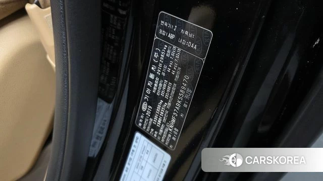 Kia The New Carnival id 4536266 из Кореи 25