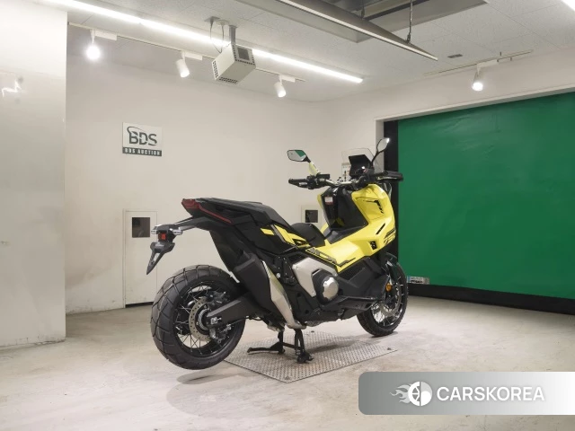 Honda X-ADV 750 id 3950106 из Японии 25