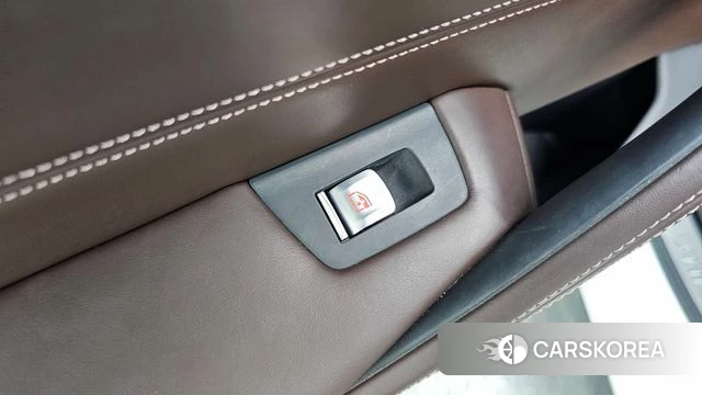 BMW 5 Series (G30) id 4476863 из Кореи 25