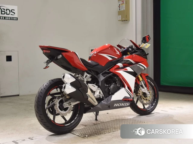 Проданный Honda CBR250RR id 4199638 из Японии, фото 8