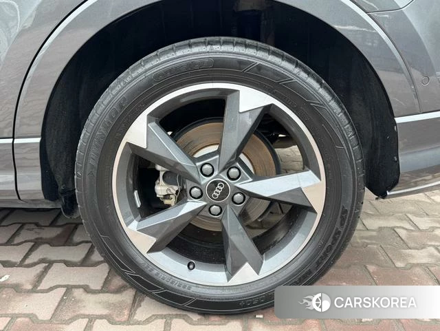 Audi Q3 id 4366095 из Китая 25