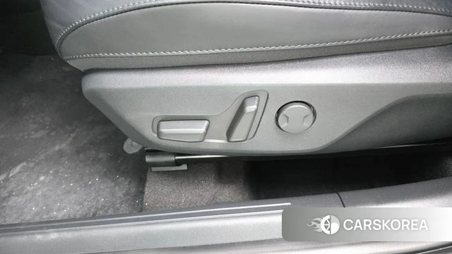 Kia Di Ol Nu Niro id 4871902 из Кореи 25