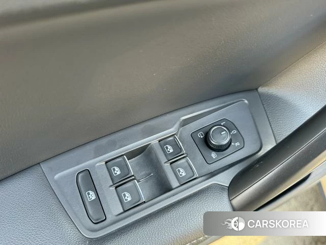 Volkswagen Tiguan L id 4208867 из Китая 25