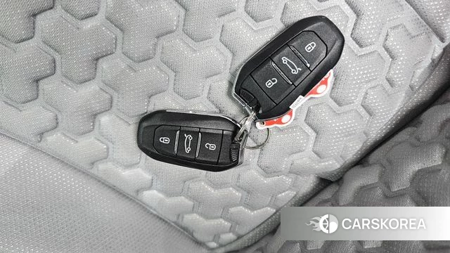 Citroen / DS DS3 Crossback id 4402579 из Кореи 25