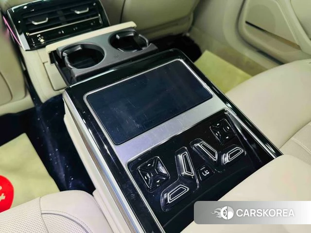 Audi A8 id 4273612 из Китая 25