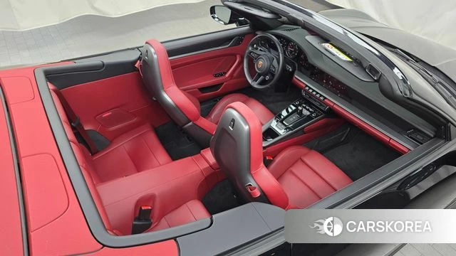 Porsche 911(992) id 4308103 из Кореи 25