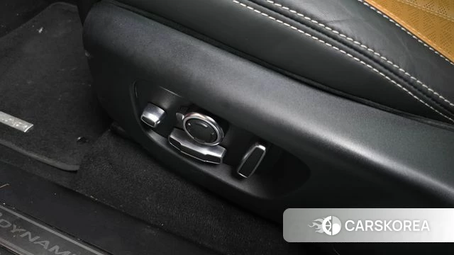 Land Rover Range Rover Velar id 4728284 из Кореи 25