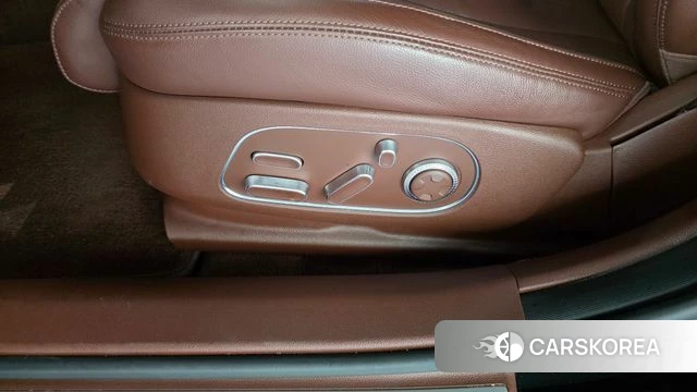 Genesis G90 (RS4) id 4423117 из Кореи 25