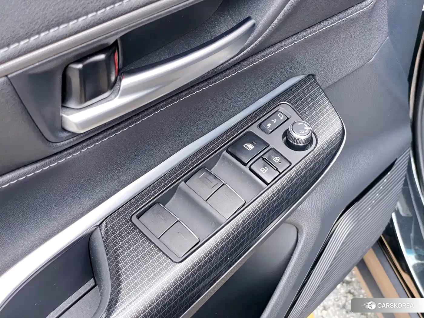 Toyota Venza id 4628223 из Китая 25